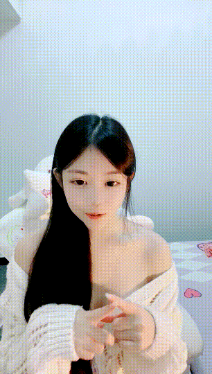 新人!可爱到爆炸!清纯小仙女~ 甜米 心动!100%恋爱感觉 图 01