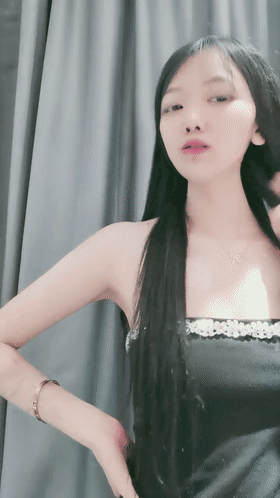 ☸裸舞女神 黎苏苏 大长腿魔鬼身材 一字马动感骚舞诱惑 图 01