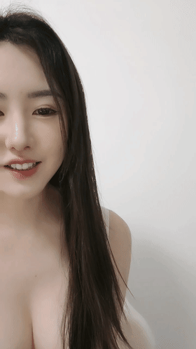 ☸校花级女神 淼淼baby 这奶子绝了!激情裸舞~狂撸一晚! 图 01