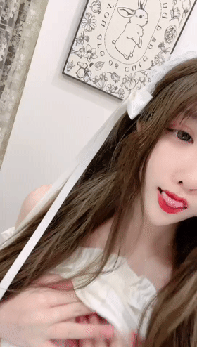 ⚫️女神的传说 小锦梨 无敌大奶子~小穴粉嫩~狂撸一万年 图 01