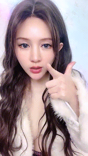 ⚜️新人顶级女神~好漂亮 没男人不行 道具自慰~着实迷人 图 01