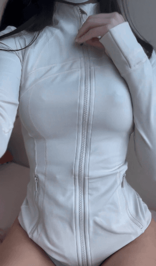 精品 推特漫画身材困困狗,被健身男友强势后入好痛啊 图 07