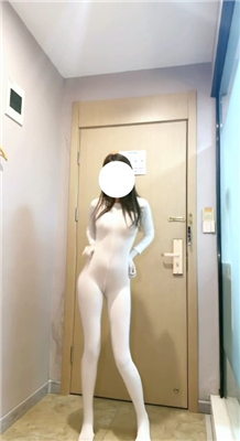 推特萝莉嫩妹 优米 裸舞自摸幸福啪啪 JK小蛋糕大合集 图 12