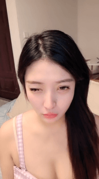 ♆ 蜜安 校花女神! 微微一笑倾人城~抠逼自慰~害我狂撸! 图 01