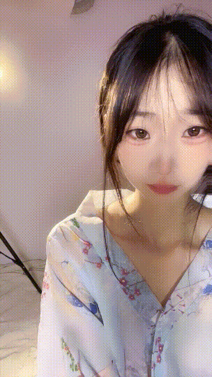 最顶级校花!颜值巅峰美女~ 呆呆小羊儿 道具自慰!爽飞~ 图 01