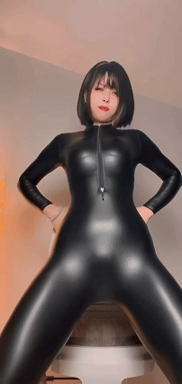 快手40W粉主播 猫儿壹只猫儿 福利骚舞骆驼趾顶B摇大合集【124V】【3.65G】