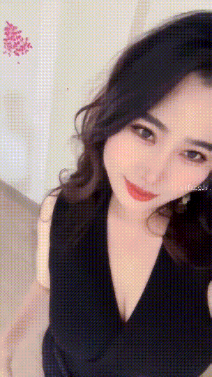 ⚫️最新抖音泄密！风韵十足巨乳少妇【鍂鑫鑫】情趣内衣黑丝高跟自慰喷水啪啪【29V】【2.89G】