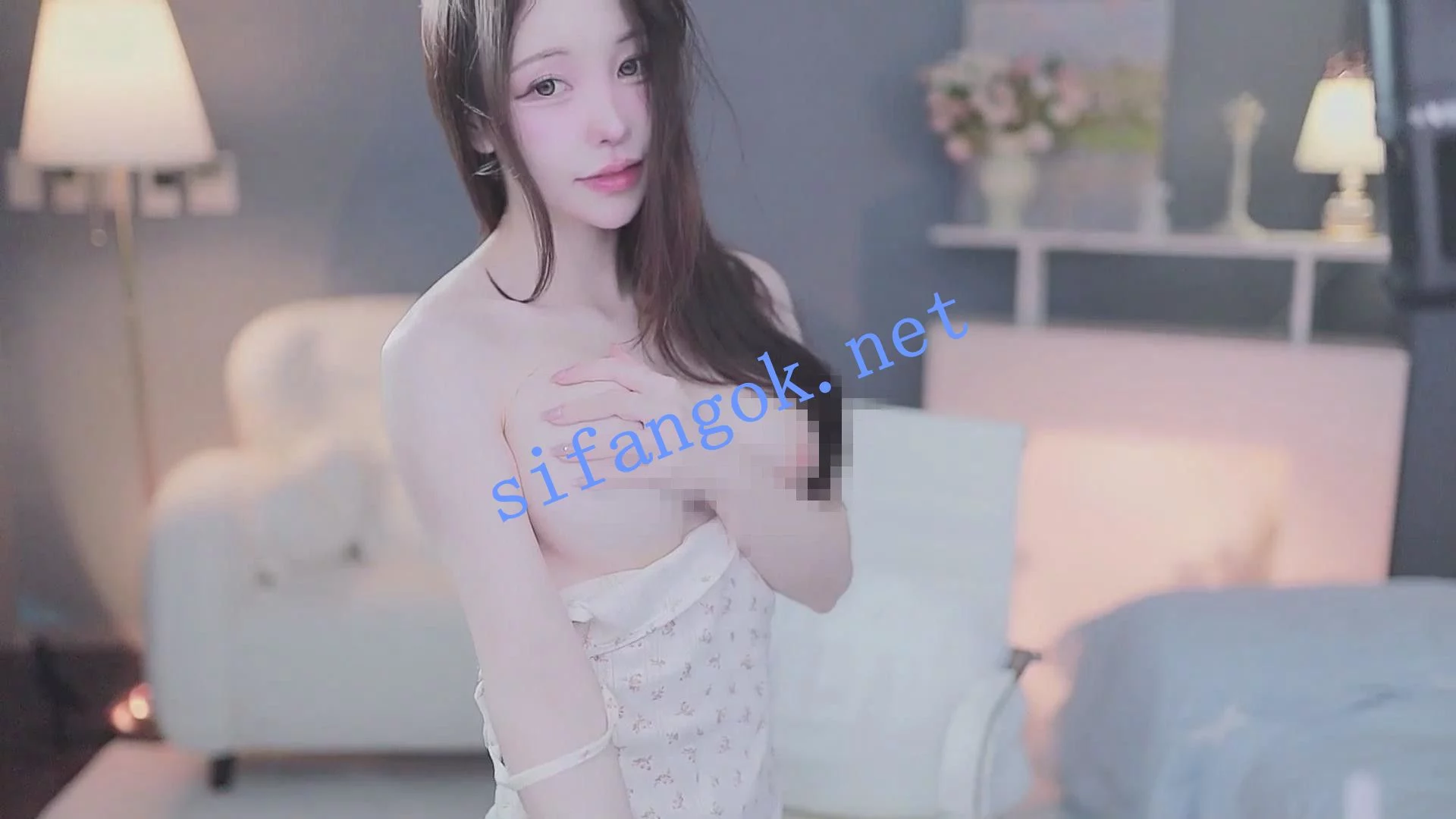 ⭐ pandatv BJ人气巨乳女神imsocutesexy 裸舞密码房精华合集 图 02