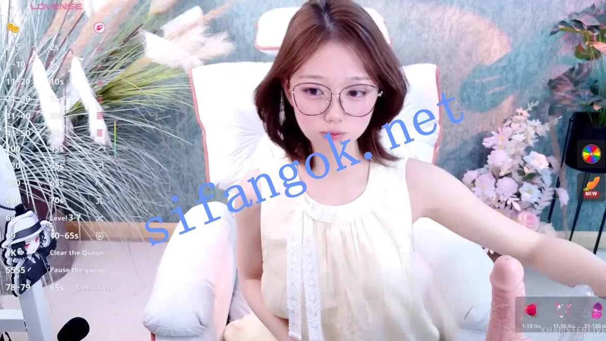 ❤❤❤ST新晋短发新秀可爱妹,Stripchat ZoeLily2026 自慰爆浆 图 01