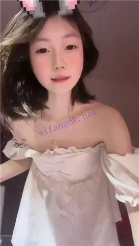 抖音可爱主播 大宝 自拍大尺诱惑 掰穴自慰反差高潮 图 01